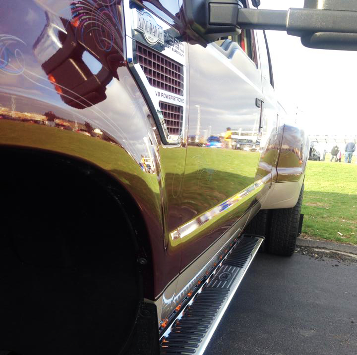 Lookin' down the side!
